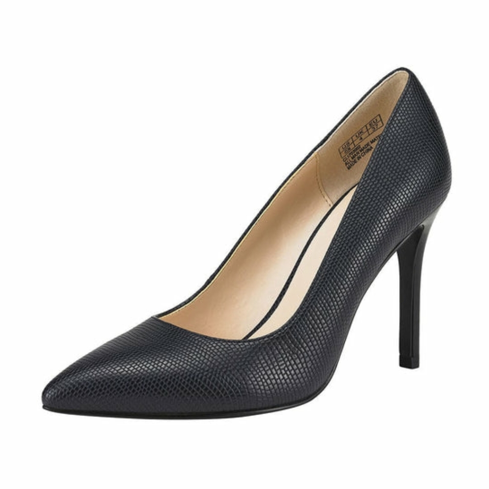 Jenn Ardor Navy Printed heels